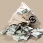 100 دولار مجاناً