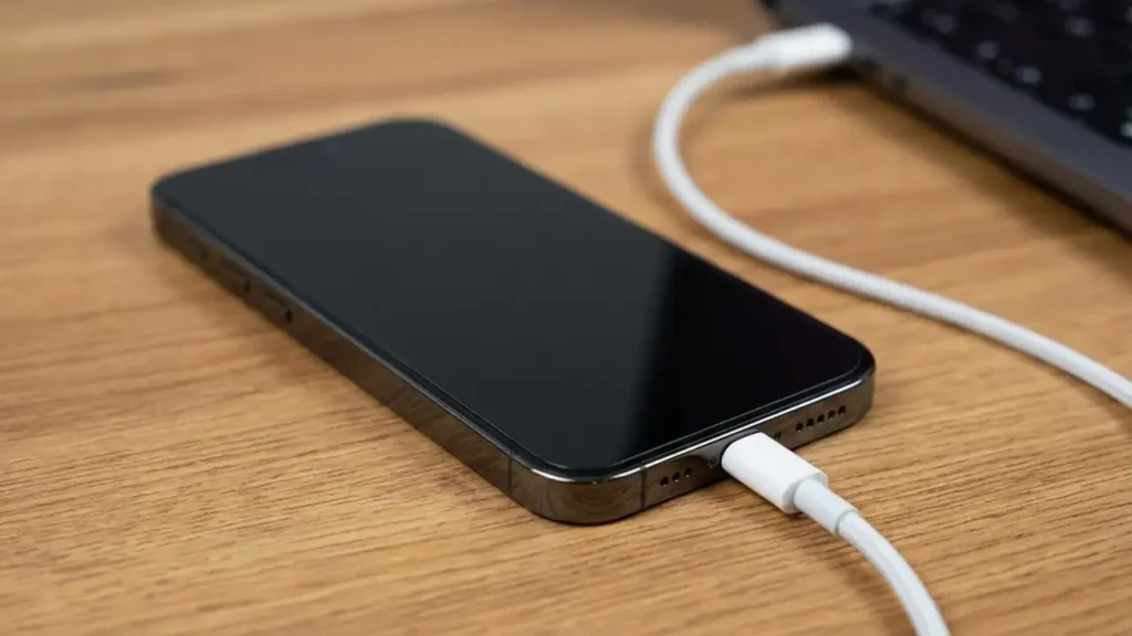 DFU mode: Fix iPhone Stuck on Apple Logo